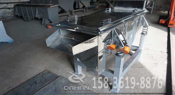 小型直線妖精视频在哪个网址播放